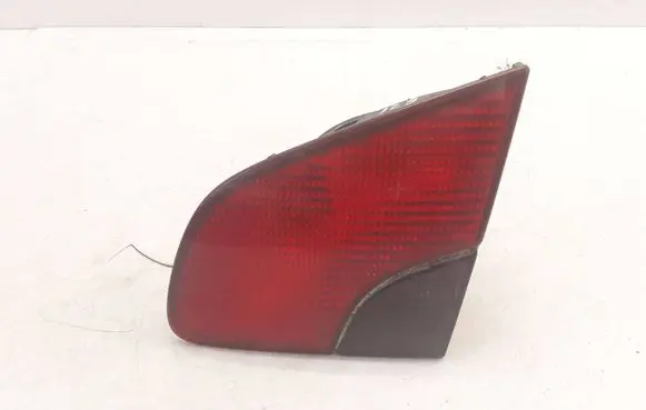 Peugeot 406 Tailgate rear/tail lights