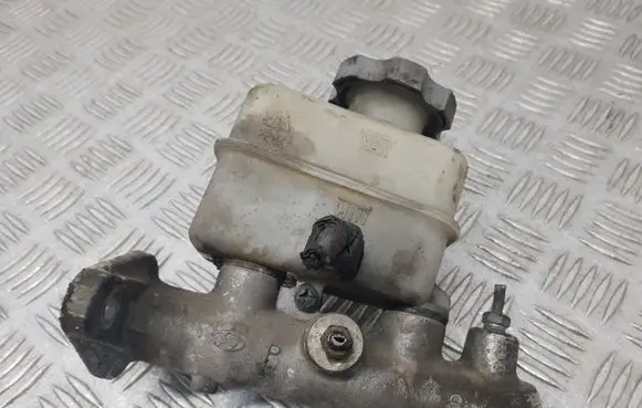 Hyundai Santa Fe Master brake cylinder BM111046