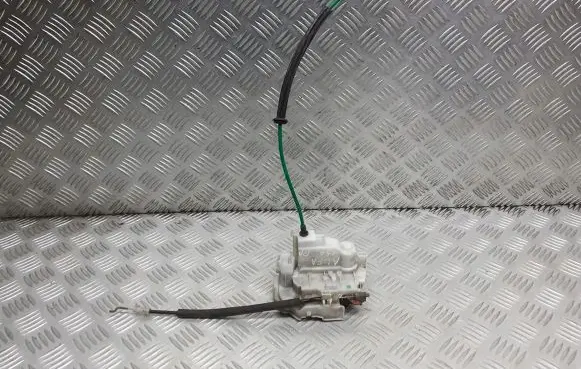 Alfa Romeo 159 Front door lock 50502151