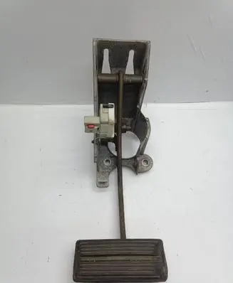 Dodge Caravan Brake pedal 04683734AB