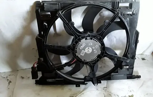 BMW 7 F01 F02 F03 F04 Electric radiator cooling fan 7594610 67327594610 A07949113