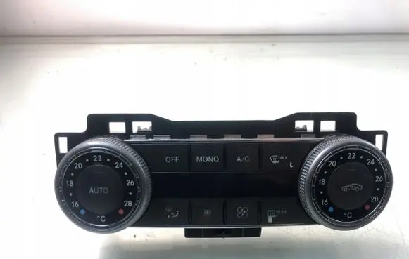 Mercedes-Benz C W204 Climate control unit 2049002103