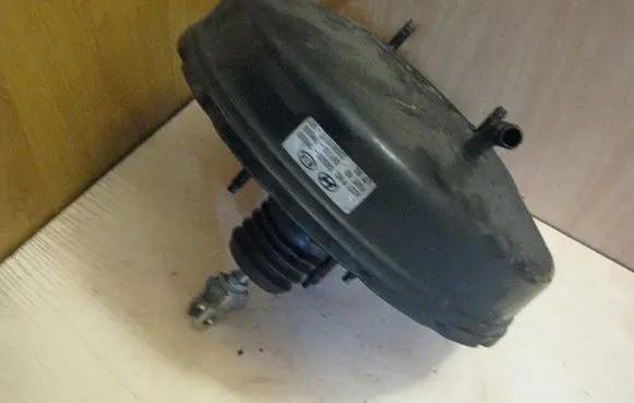 KIA Ceed Brake booster