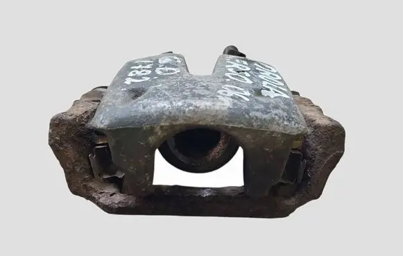 Toyota Corolla Verso E121 Rear brake caliper
