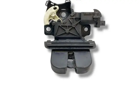 Audi A4 S4 B7 8E 8H Tailgate/trunk/boot lock/catch/latch 8P4827505B