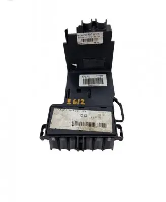 Peugeot Partner Fuse module 9660222380