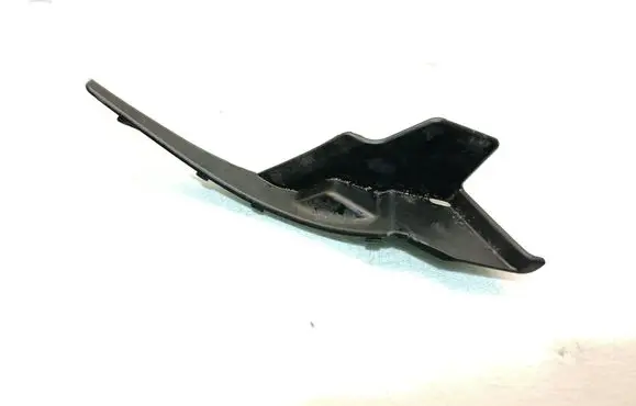 Subaru Outback (BT) Wiper trim C17010060A