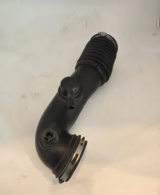 Ram 1500 Air intake duct part 68264887AA