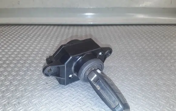 Audi A6 S6 C6 4F Ignition lock 4F0910131D
