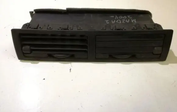 Mazda 2 Dash center air vent grill