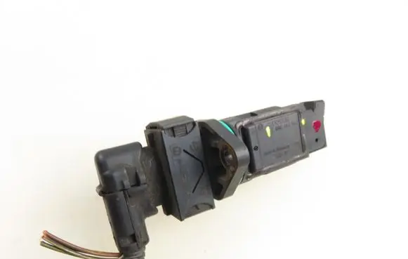 Opel Astra H Mass air flow meter F00C2G2063