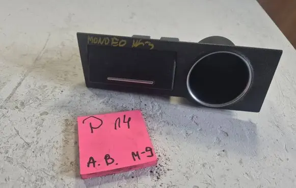 Ford Mondeo Mk III Cup holder 1S7XF04788AD