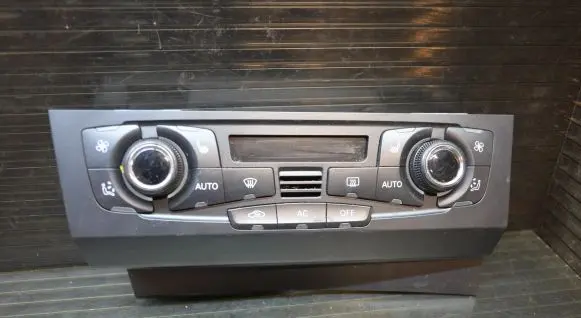 Audi A4 S4 B8 8K Climate control unit 8T2820043