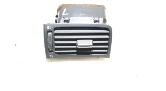 Toyota Avensis T250 Dashboard side air vent grill/cover trim