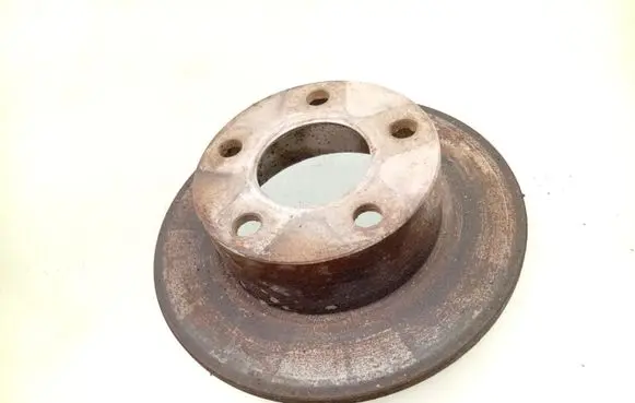 Volkswagen PASSAT B5 Rear brake disc