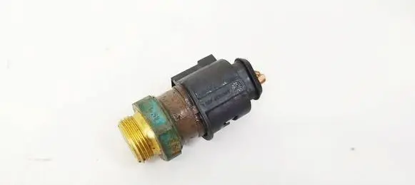 Volkswagen Polo IV 9N3 Air conditioning (A/C) pressure sensor 1J0959481