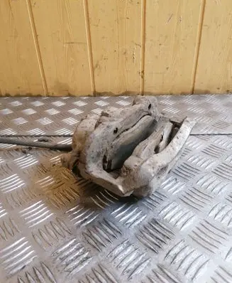 Nissan Terrano Front brake caliper