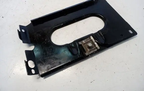 Volkswagen Transporter - Caravelle T6 Battery box tray 7E0804781