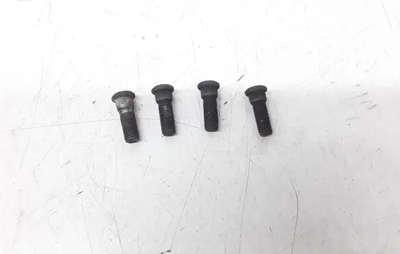 Toyota Yaris Nuts/bolts 