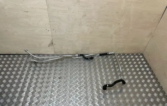 BMW X5 F15 Engine coolant pipe/hose 7644101 7644099