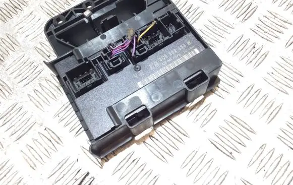 Volkswagen PASSAT B6 Comfort/convenience module 3C0959433M