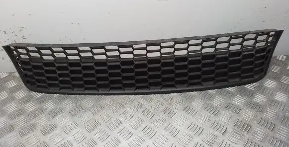 Lexus RX 450H Front bumper lower grill 5339848020