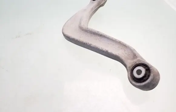 Rear control arm