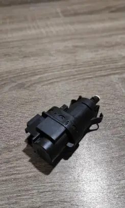 Ford C-MAX I Brake pedal sensor switch 3m5t13480ab