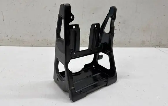 Mercedes-Benz A W177 Other engine bay part A2475452601