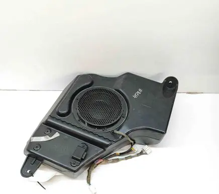 Jeep Compass Subwoofer speaker 05064979AA