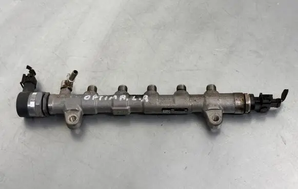 KIA Optima Fuel main line pipe 314022F600 314002A640 31400-2A640