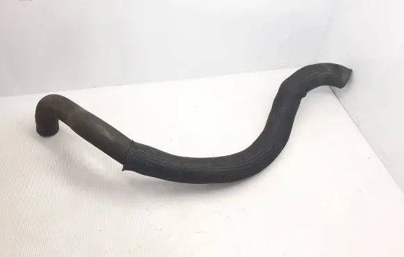Volvo V70 Engine coolant pipe/hose 08671395