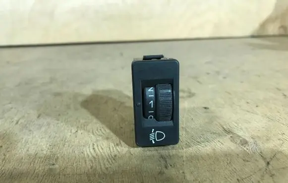 Peugeot 508 Headlight level height control switch 9801662777