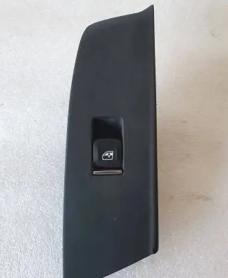 BMW 5 G30 G31 Electric window control switch 9327031