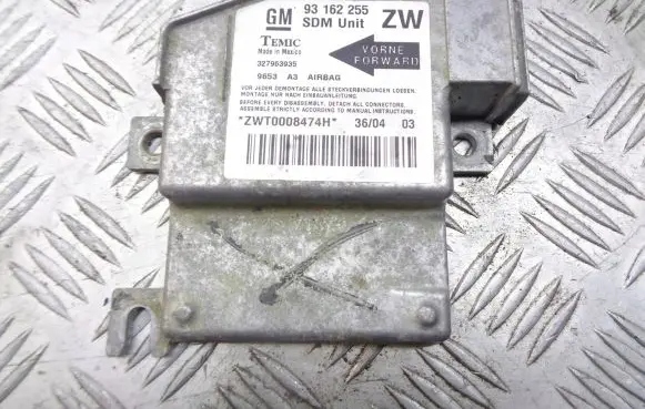 Opel Tigra B Airbag control unit/module 93162255
