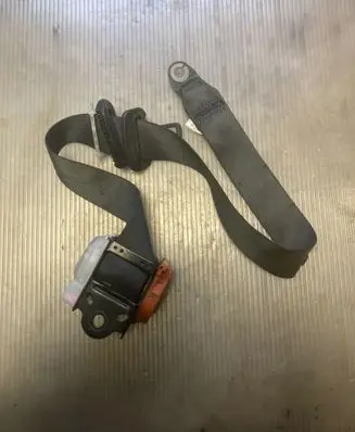 Suzuki Grand Vitara II Rear seatbelt 8496065J0 TKAB0EP527
