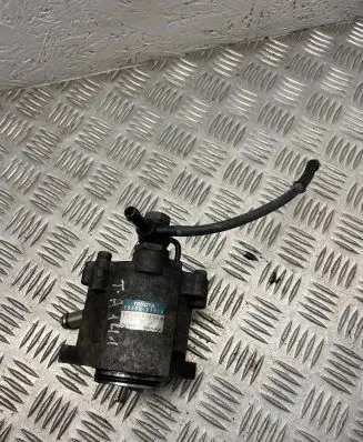 Toyota Avensis T220 Vacuum pump 2930027010 0810002590
