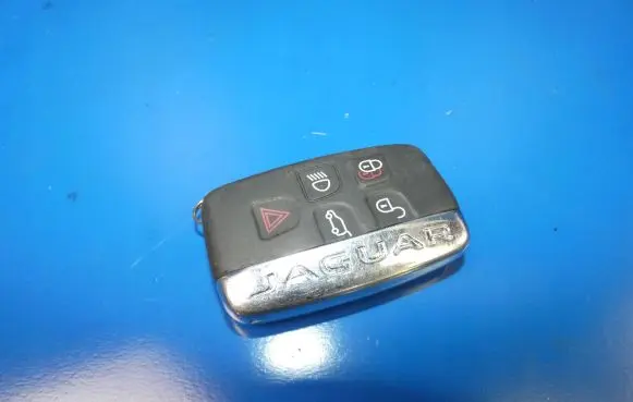 Jaguar XJ X351 Ignition key/card 
