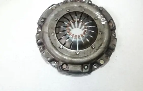 Volkswagen Polo Pressure plate 051141025