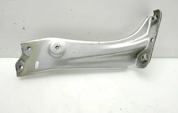Skoda Octavia Mk3 (5E) Fender mounting bracket 5E08211411 2815S02