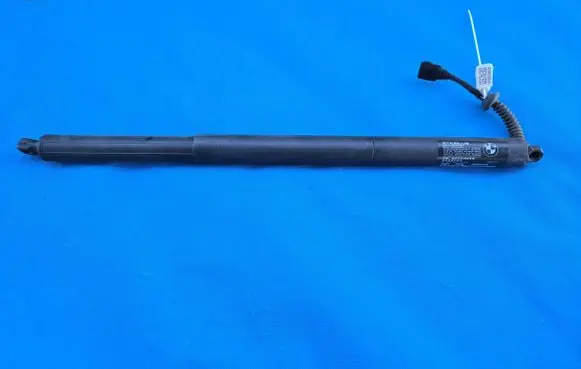BMW 2 F46 Tailgate/trunk/boot lift motor 7365979