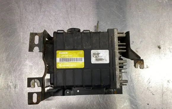Volkswagen Golf II Engine control unit/module 443907403D 0280000734