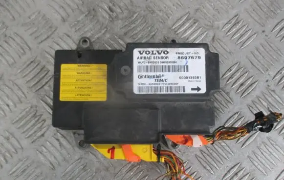 Volvo V50 Airbag control unit/module 8697679