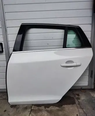 Volvo V60 Rear door 