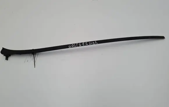 Volkswagen Golf V Windshield trim 1K0854319F