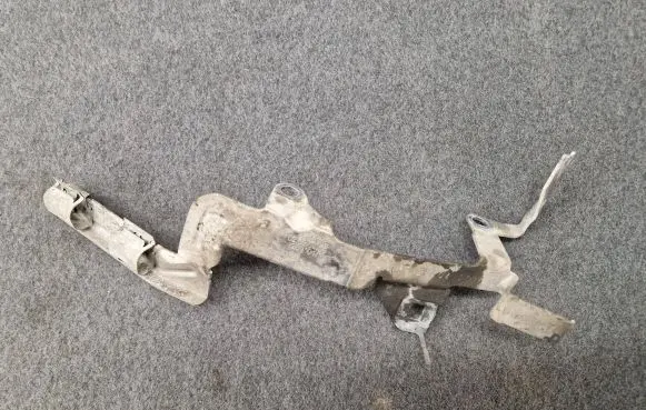 BMW 1 F20 F21 Other engine bay part 8570736