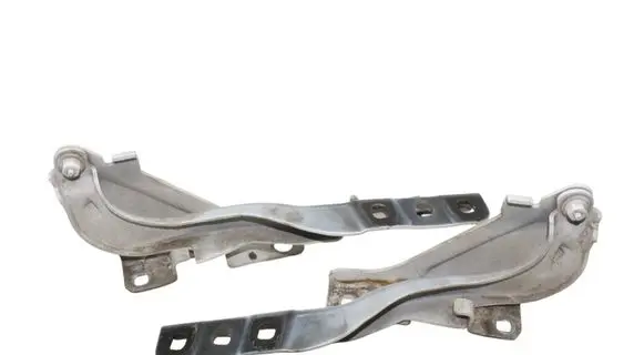 Jeep Cherokee Engine bonnet/hood hinges