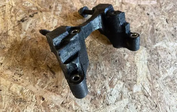 Ford Focus Engine mounting bracket XS406030BC