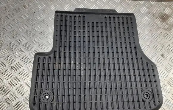Audi A6 S6 C7 4G Rear floor mat 4G0061511
