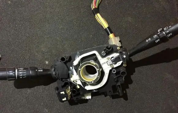 Lexus GS 300 400 430 Wiper turn signal indicator stalk/switch